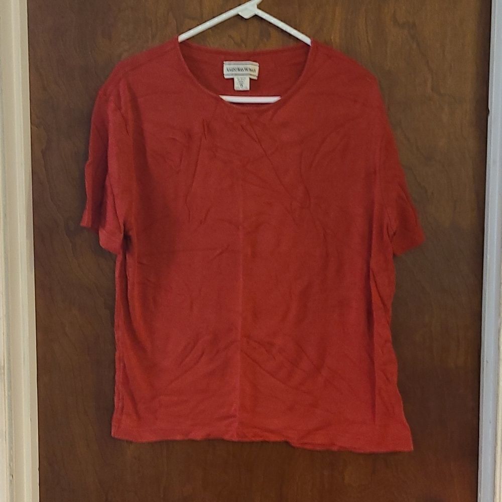 August Max Woman 1X Red Short Sleeve Top